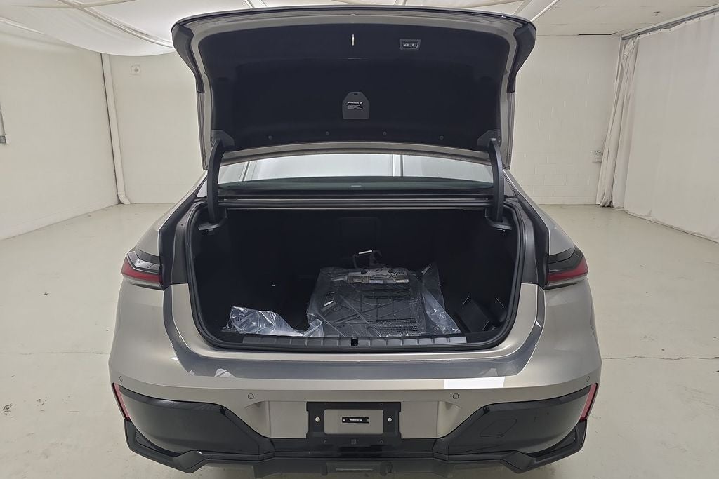 2026 BMW 740i 740i xDrive