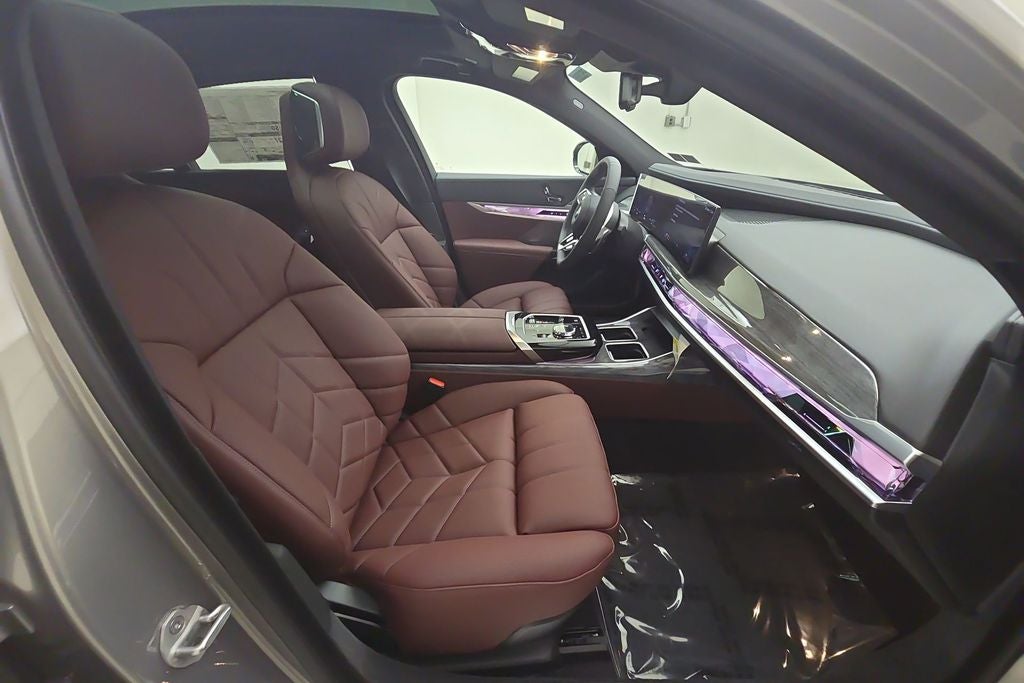 2026 BMW 740i 740i xDrive