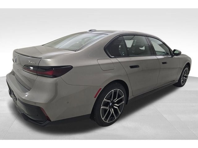 2026 BMW 740i 740i xDrive