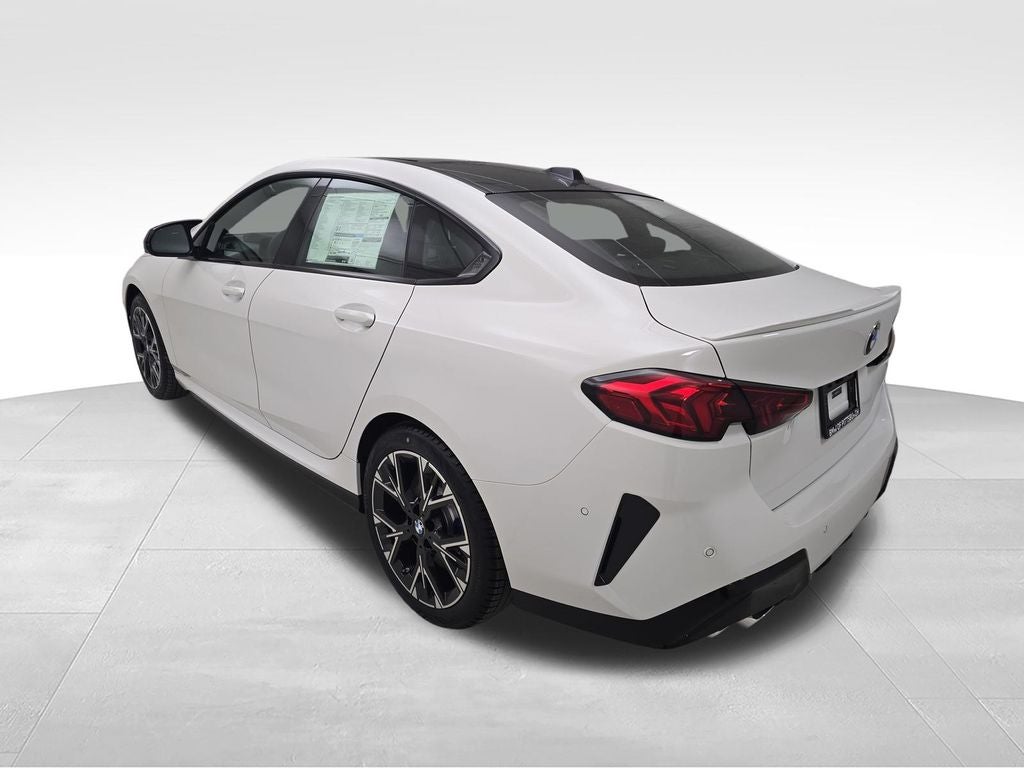 2026 BMW 235i M235i xDrive