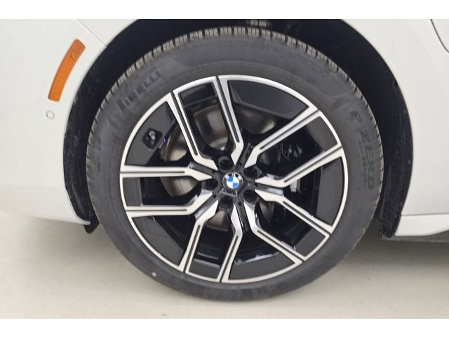 2026 BMW 750e xDrive 750e xDrive