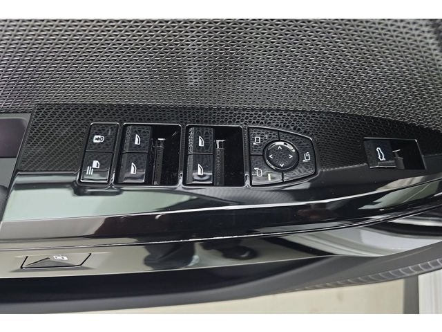 2026 BMW 750e xDrive 750e xDrive