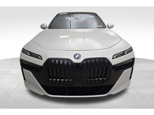 2026 BMW 750e xDrive 750e xDrive