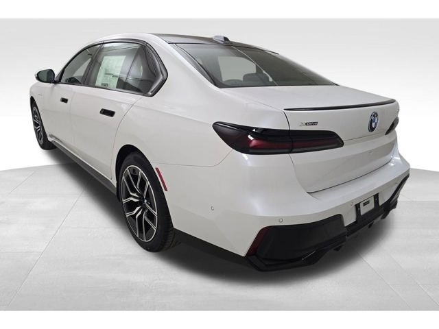 2026 BMW 750e xDrive 750e xDrive