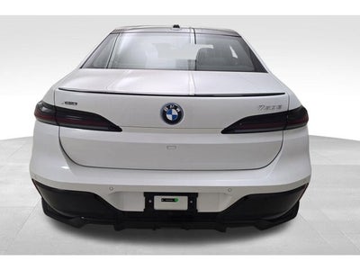 2026 BMW 750e xDrive 750e xDrive