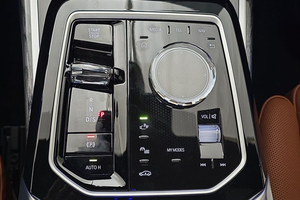 2025 BMW 750e xDrive 750e xDrive