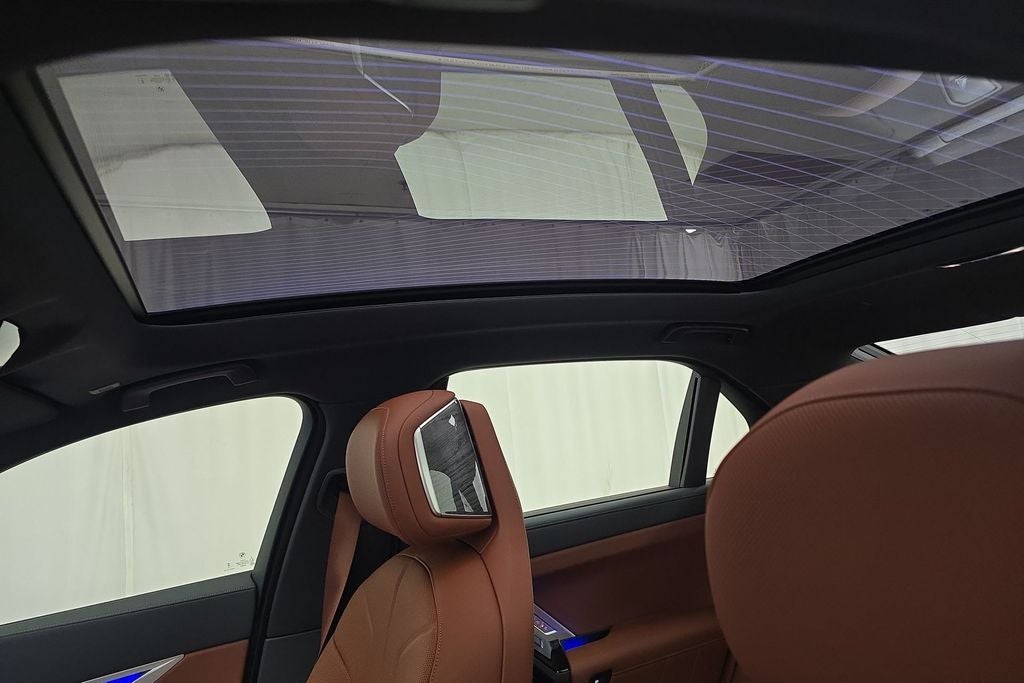 2025 BMW 750e xDrive 750e xDrive