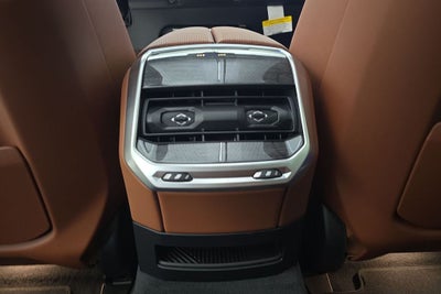2025 BMW 750e xDrive 750e xDrive