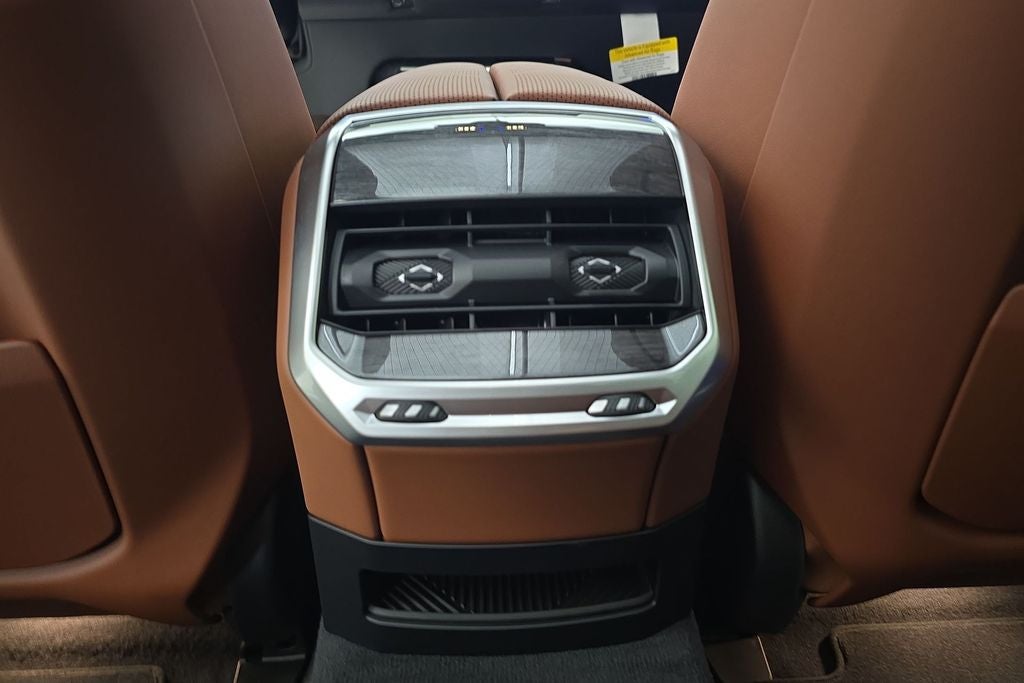 2025 BMW 750e xDrive 750e xDrive