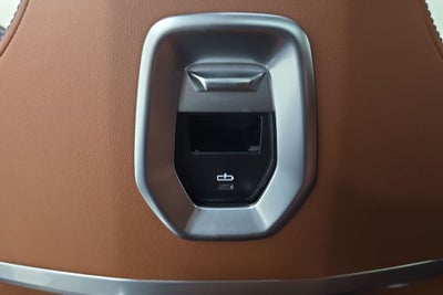 2025 BMW 750e xDrive 750e xDrive