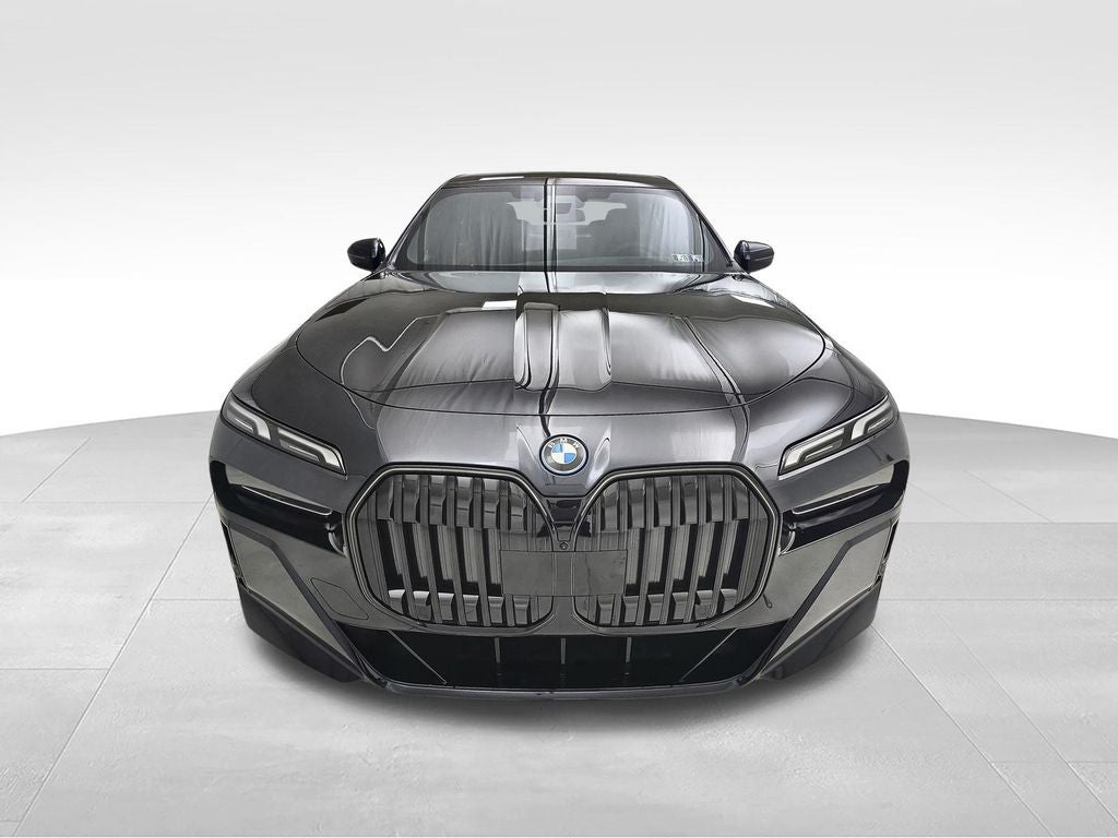 2025 BMW 750e xDrive 750e xDrive