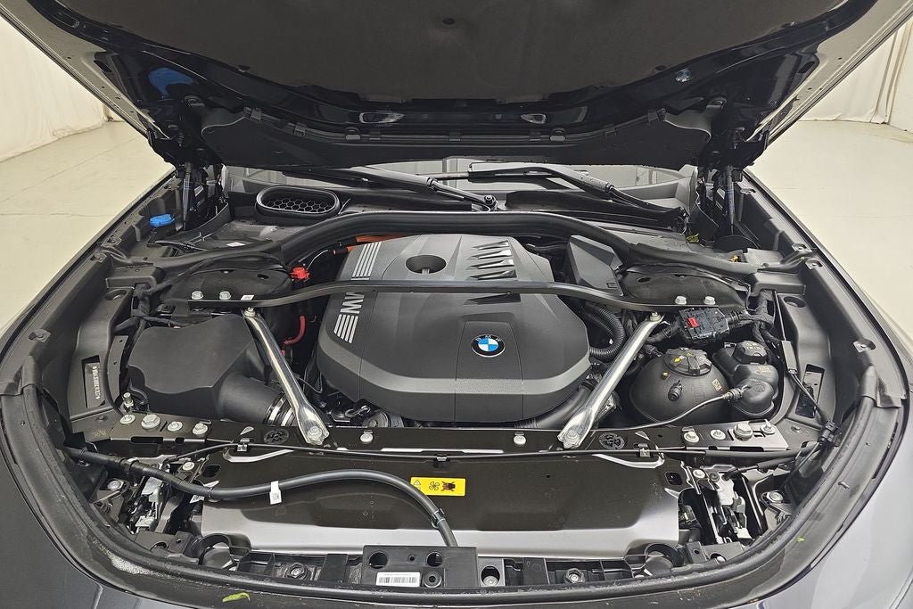 2025 BMW 750e xDrive 750e xDrive