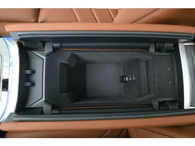 2025 BMW 750e xDrive 750e xDrive
