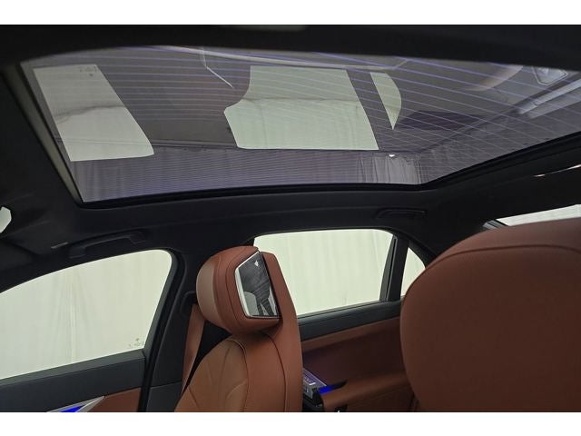 2025 BMW 750e xDrive 750e xDrive