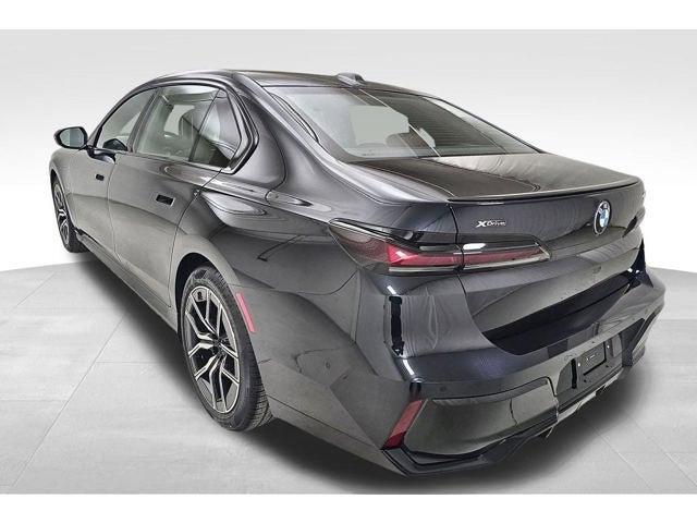 2025 BMW 750e xDrive 750e xDrive