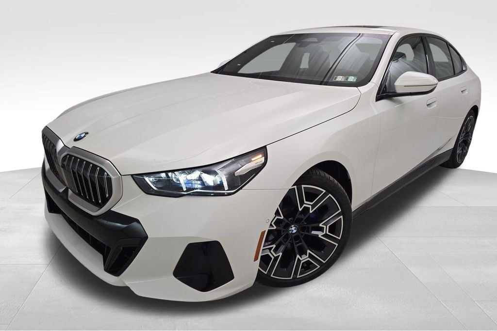 2026 BMW 530i 530i xDrive
