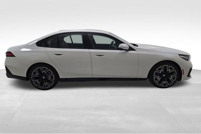 2026 BMW 530i 530i xDrive