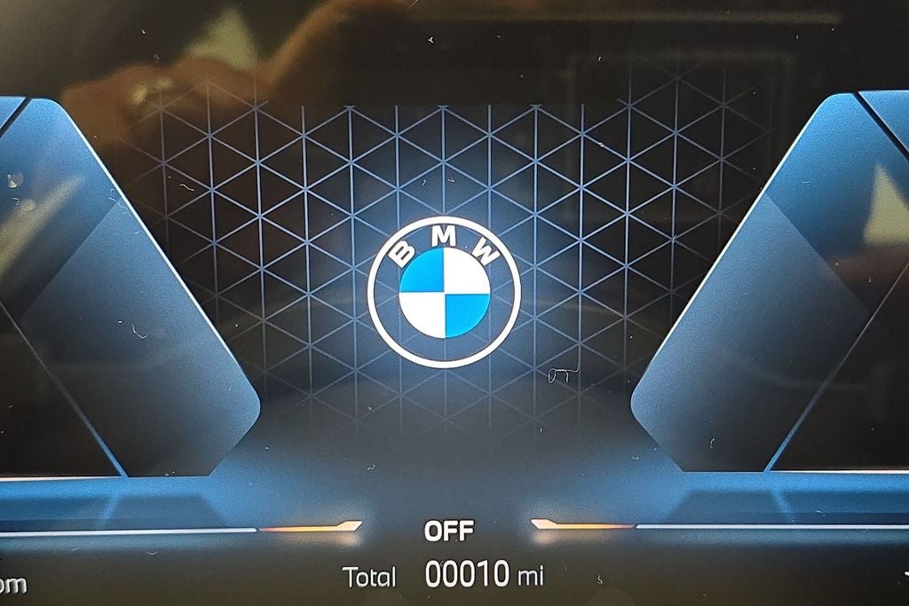 2027 BMW 530i 530i xDrive