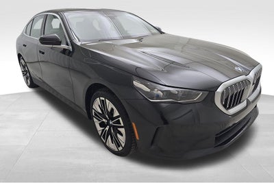 2027 BMW 530i 530i xDrive