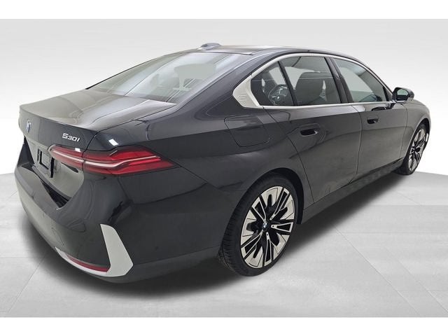 2027 BMW 530i 530i xDrive