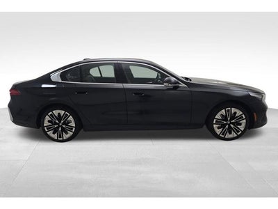 2027 BMW 530i 530i xDrive