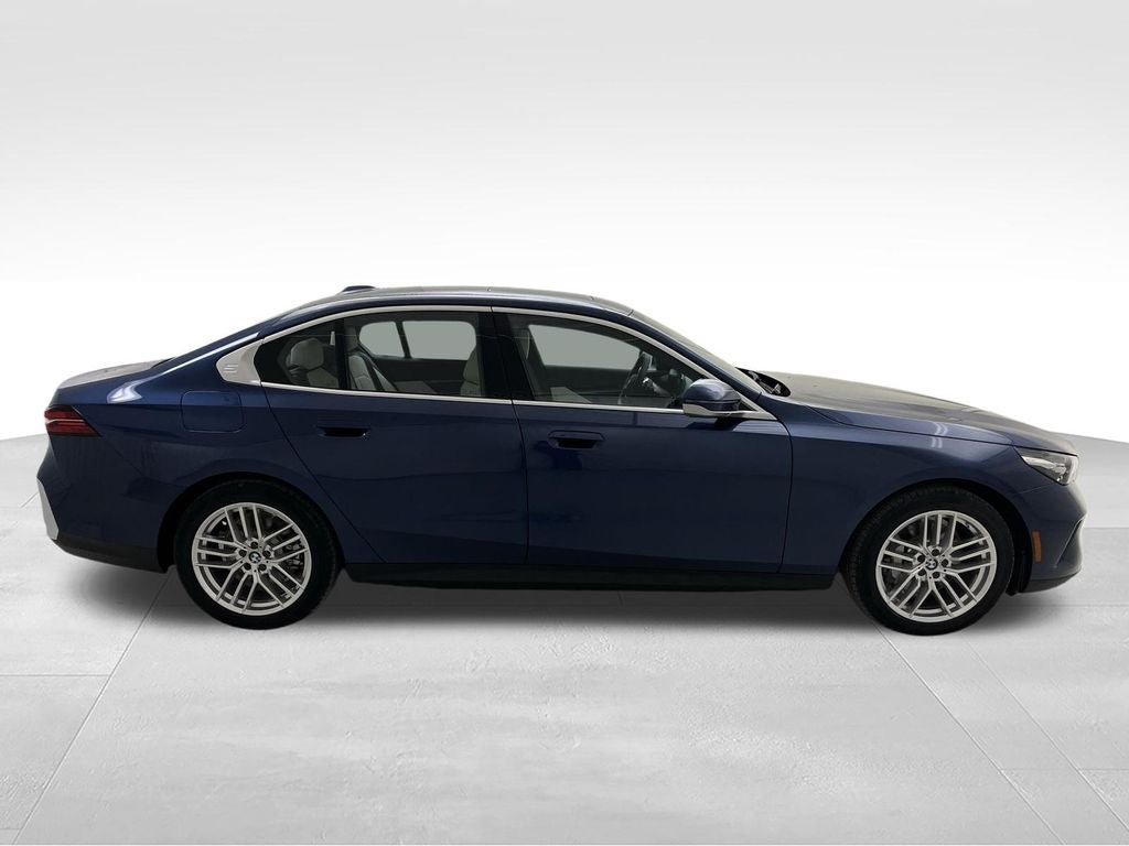 2024 BMW 530i 530i xDrive