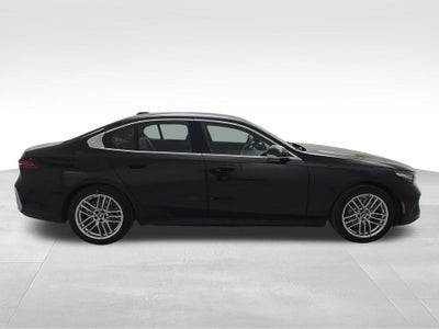 2025 BMW 5 Series 530i xDrive