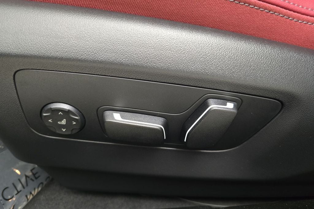 2025 BMW 5 Series 530i xDrive