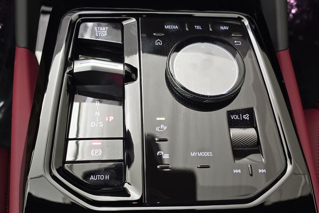 2025 BMW 5 Series 530i xDrive