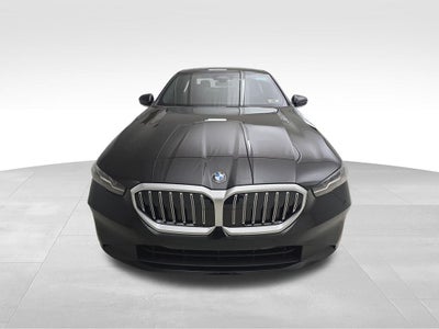 2025 BMW 5 Series 530i xDrive