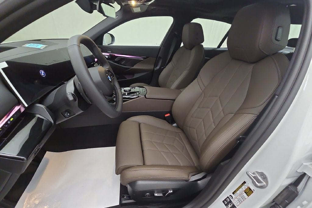 2027 BMW 530i 530i xDrive