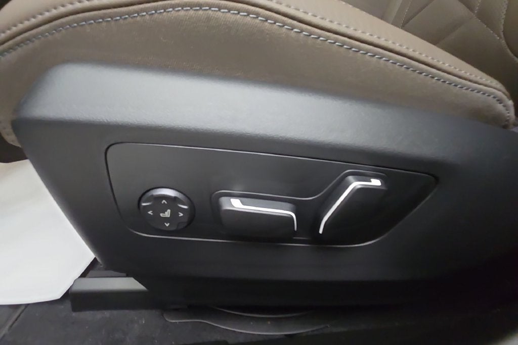2027 BMW 530i 530i xDrive