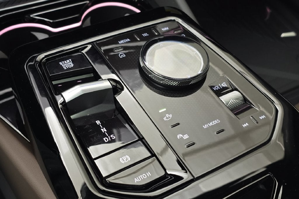 2027 BMW 530i 530i xDrive
