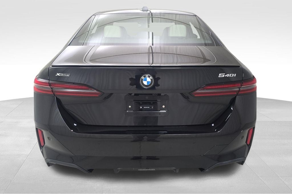 2027 BMW 540i 540i xDrive