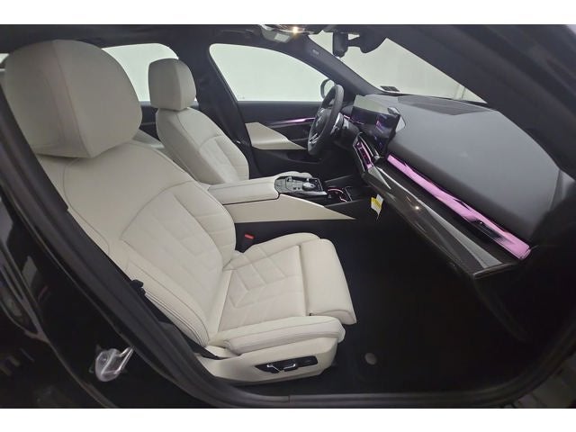 2027 BMW 540i 540i xDrive