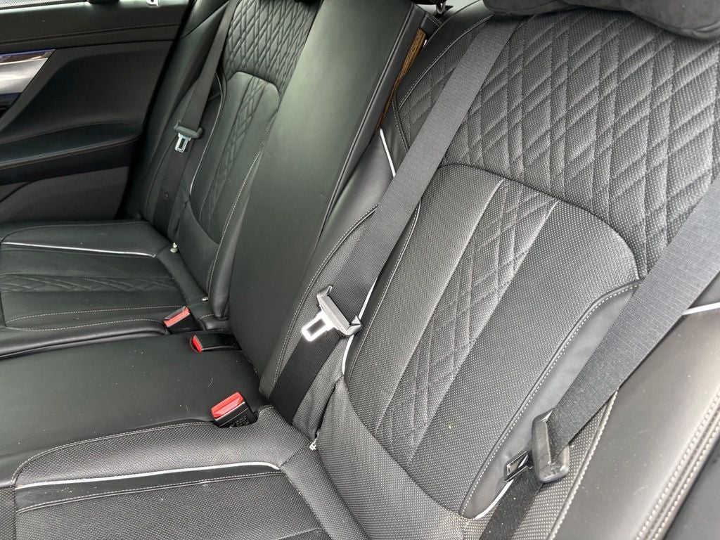 2016 BMW 7 Series 750i xDrive