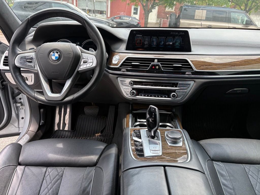 2016 BMW 7 Series 750i xDrive
