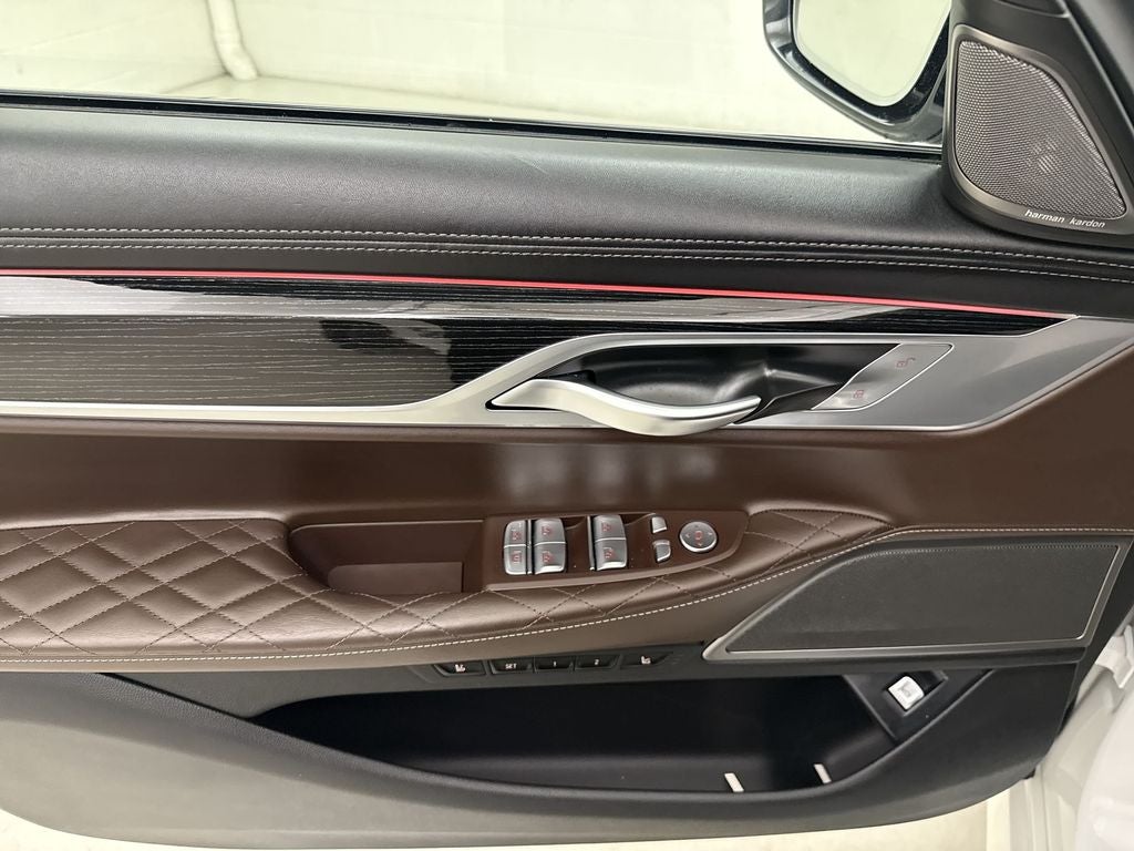 2022 BMW 7 Series 750i xDrive
