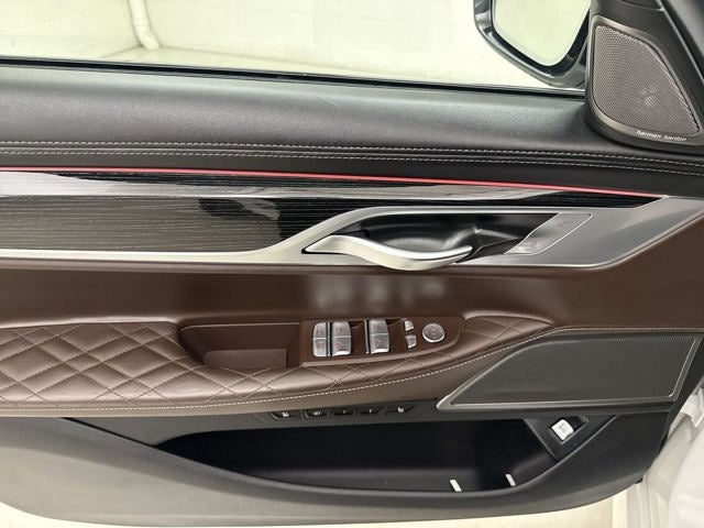 2022 BMW 7 Series 750i xDrive