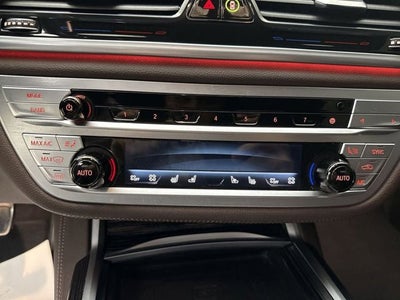 2022 BMW 7 Series 750i xDrive