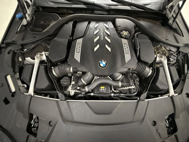 2022 BMW 7 Series 750i xDrive
