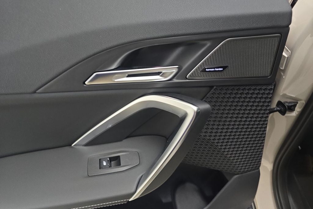 2027 BMW X1 xDrive28i