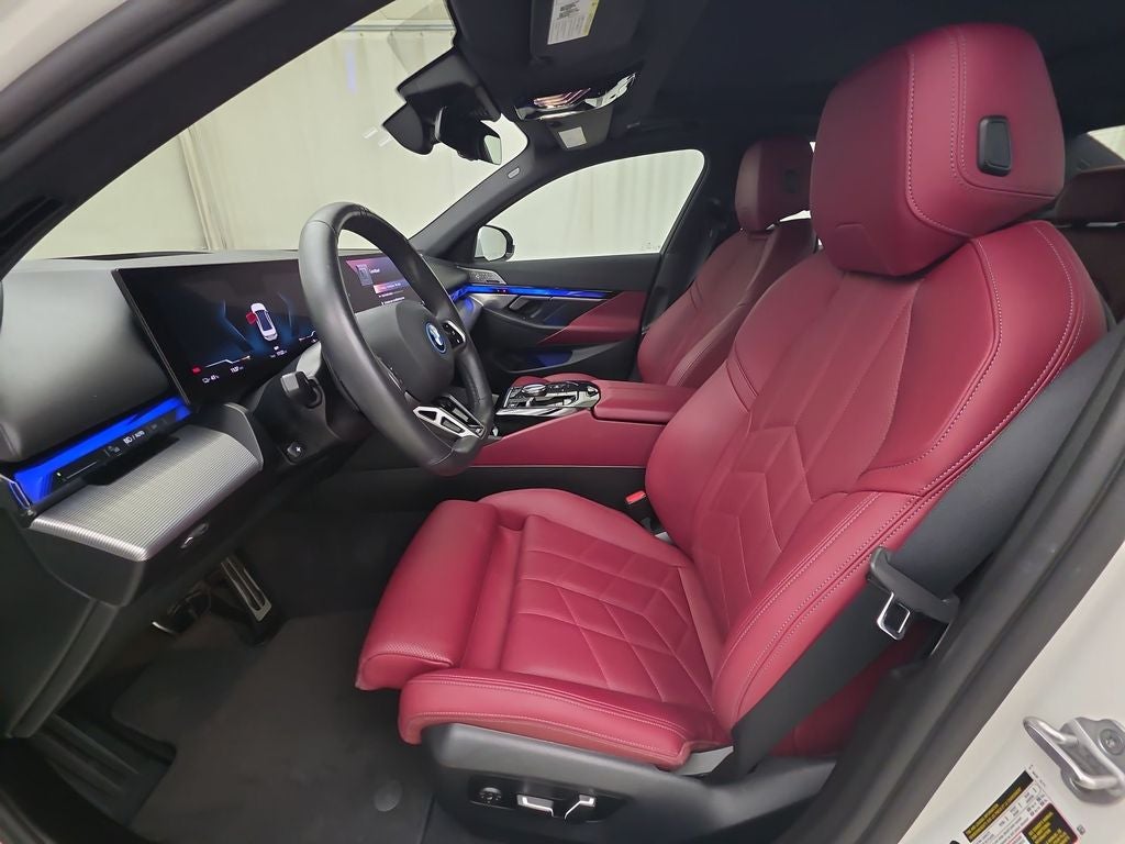 2025 BMW i5 xDrive40 xDrive40