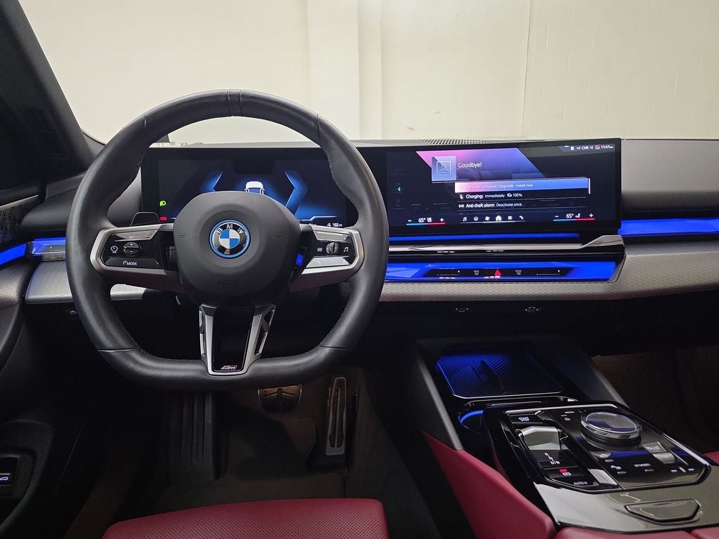 2025 BMW i5 xDrive40 xDrive40
