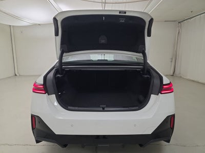 2025 BMW i5 xDrive40 xDrive40