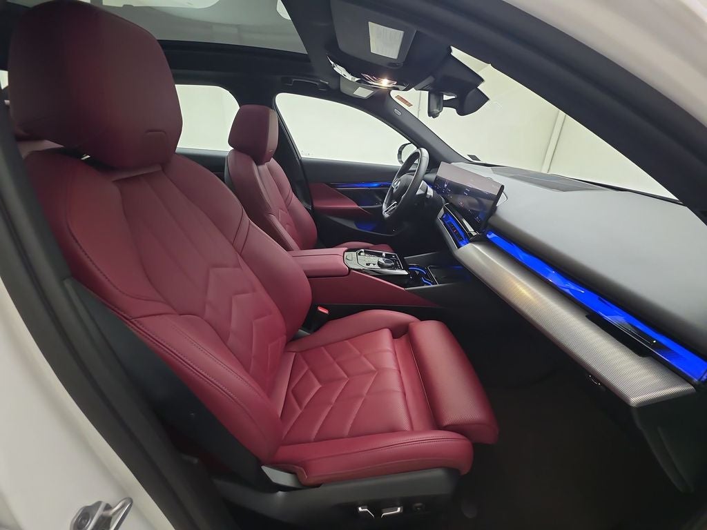 2025 BMW i5 xDrive40 xDrive40