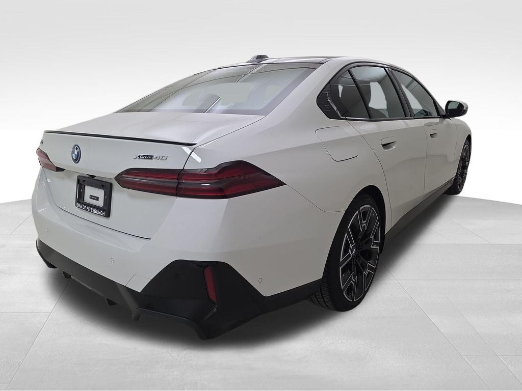 2025 BMW i5 xDrive40 xDrive40