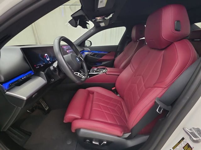 2025 BMW i5 xDrive40 xDrive40