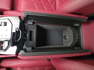 2025 BMW i5 xDrive40 xDrive40