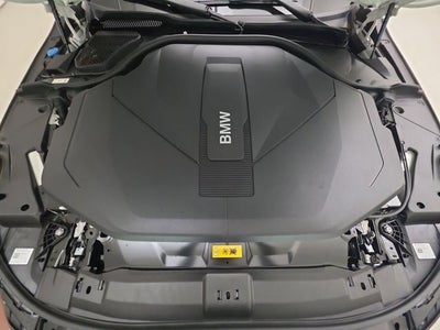 2025 BMW i5 xDrive40 xDrive40